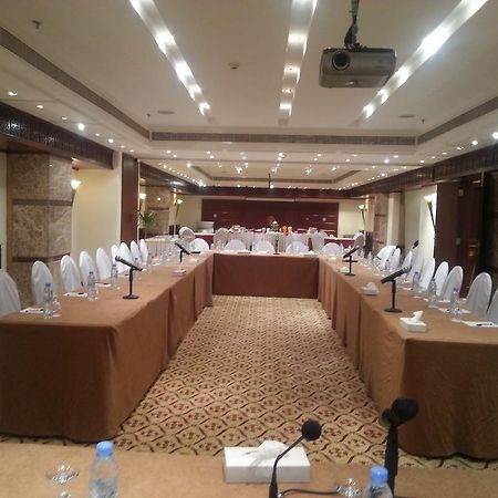 Gloria Hotel Doha Dış mekan fotoğraf