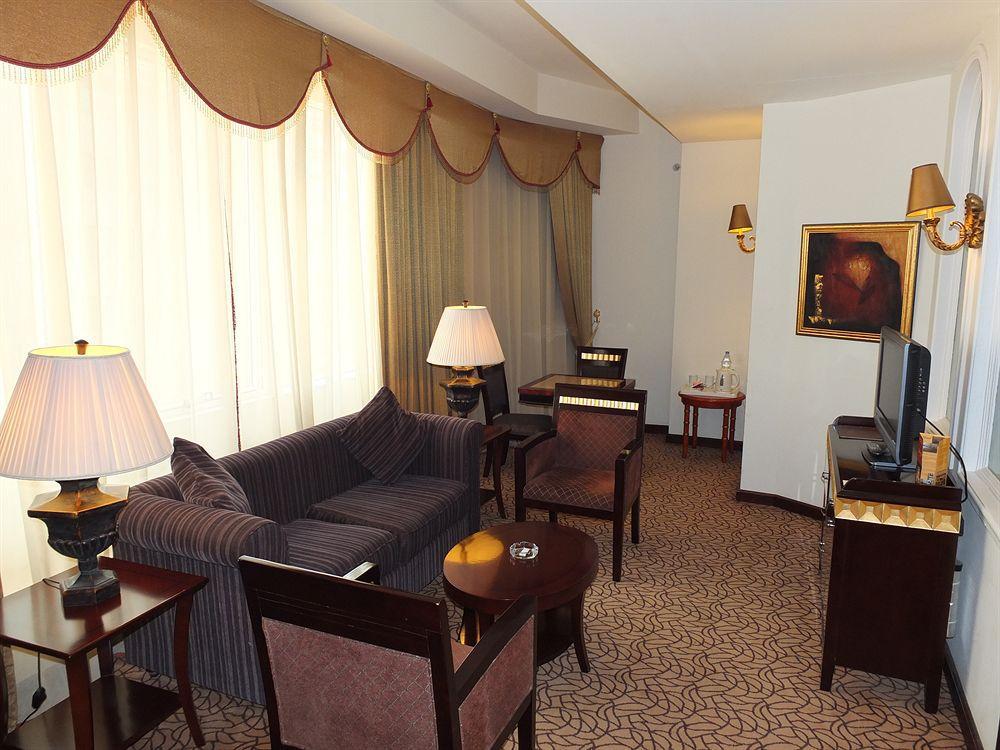 Gloria Hotel Doha Dış mekan fotoğraf