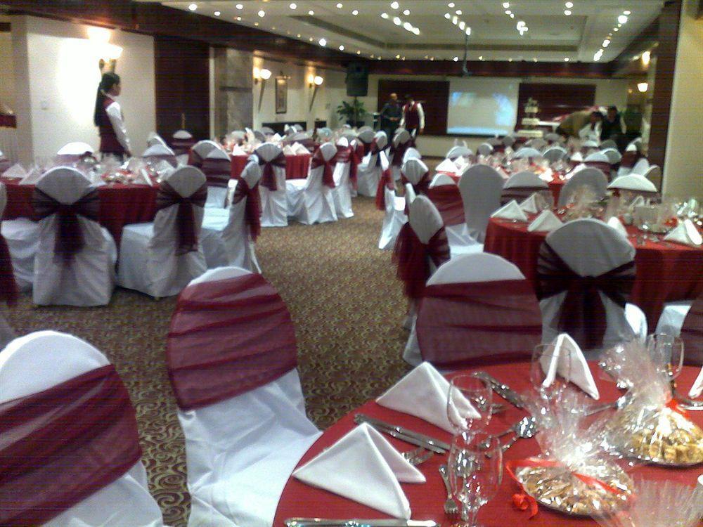 Gloria Hotel Doha Dış mekan fotoğraf